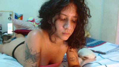 alinawoolf live cam on Cam4