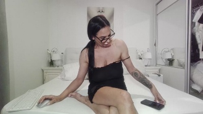 alisonya live cam on Cam4