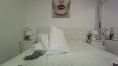 alisonya live cam on Cam4