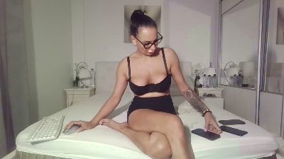 alisonya live cam on Cam4