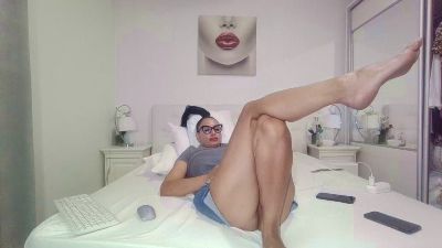 alisonya live cam on Cam4