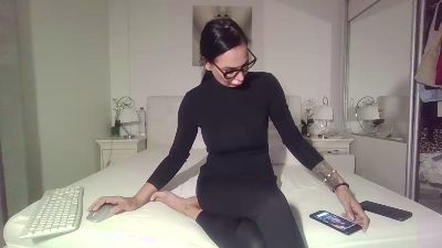 alisonya live cam on Cam4