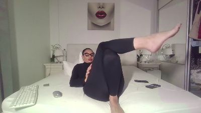 alisonya live cam on Cam4