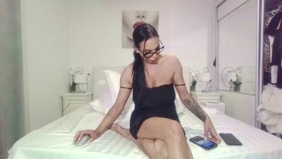 alisonya live cam on Cam4