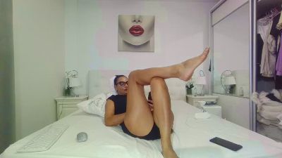 alisonya live cam on Cam4