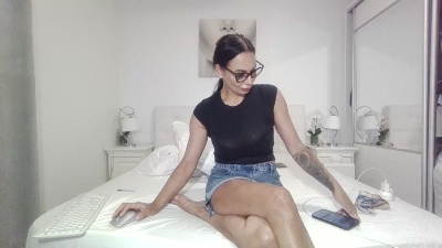 alisonya live cam on Cam4