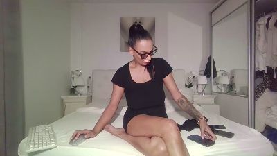 alisonya live cam on Cam4