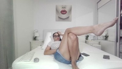 alisonya live cam on Cam4