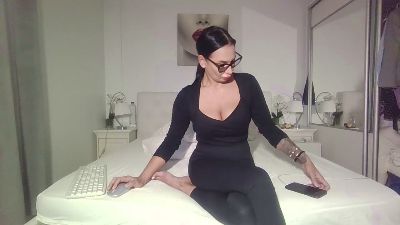 alisonya live cam on Cam4