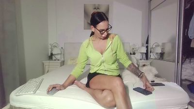 alisonya live cam on Cam4
