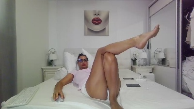 alisonya live cam on Cam4