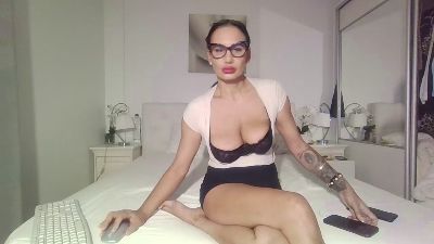 alisonya live cam on Cam4