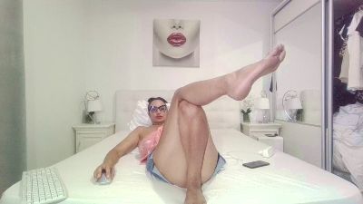 alisonya live cam on Cam4