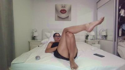 alisonya live cam on Cam4