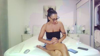 alisonya live cam on Cam4