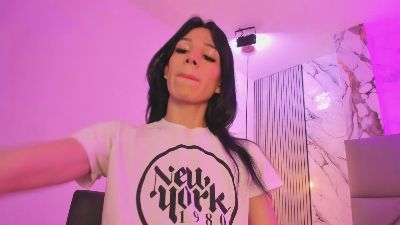 alisstarr_ live cam on Cam4