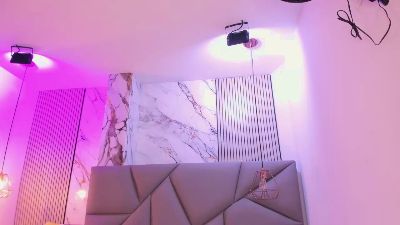 alisstarr_ live cam on Cam4