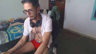 alistertwink live cam on Cam4