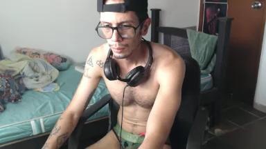 alistertwink live cam on Cam4