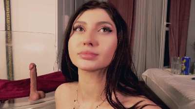 aliyv live cam on Cam4