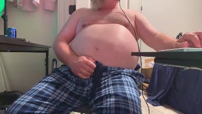 allergictolove live cam on Cam4