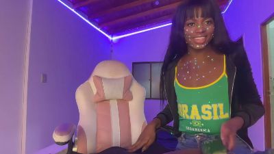 allisondark666 live cam on Cam4