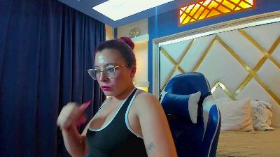 allisonfischer live cam on Cam4