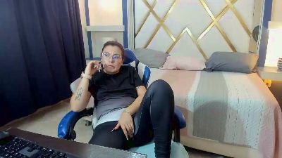 allisonfischer live cam on Cam4