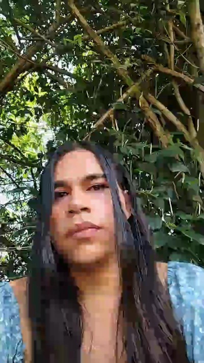 ally_cantero live cam on Cam4