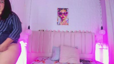 alma_alvares live cam on Cam4