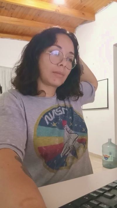 almondwithlove live cam on Cam4