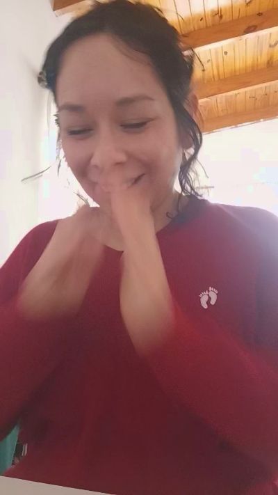 almondwithlove live cam on Cam4