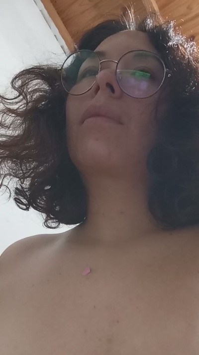 almondwithlove live cam on Cam4