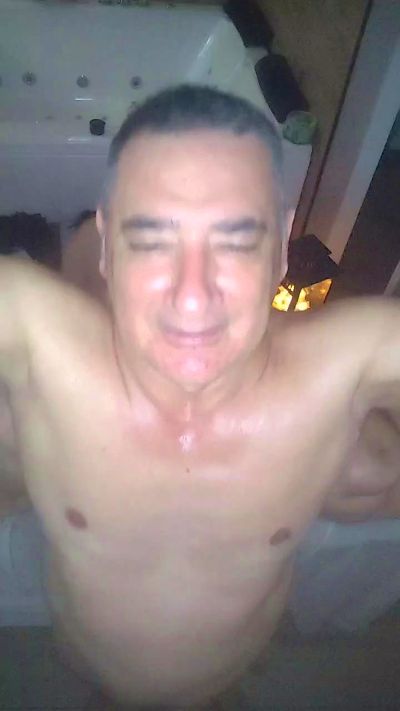 alolocolosdos live cam on Cam4
