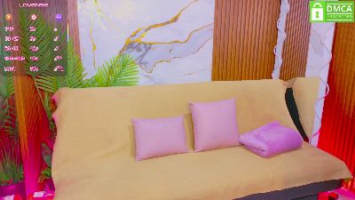 alondra_tay live cam on Cam4