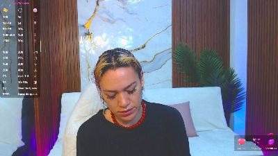 alondra_tay live cam on Cam4