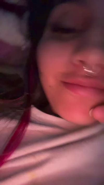 alondraxxx4 live cam on Cam4
