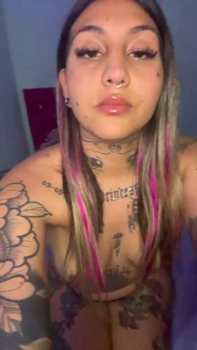 alondraxxx4 live cam on Cam4