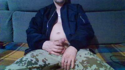 alphaindu20 live cam on Cam4