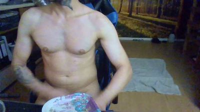 alphausk live cam on Cam4