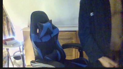 alphausk live cam on Cam4