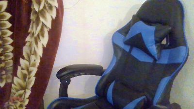 alphausk live cam on Cam4