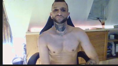 alphausk live cam on Cam4