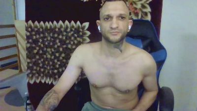 alphausk live cam on Cam4