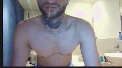 alphausk live cam on Cam4