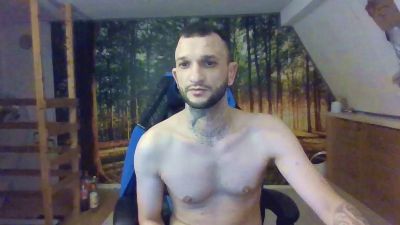 alphausk live cam on Cam4