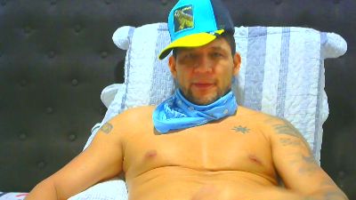 altenori112 live cam on Cam4