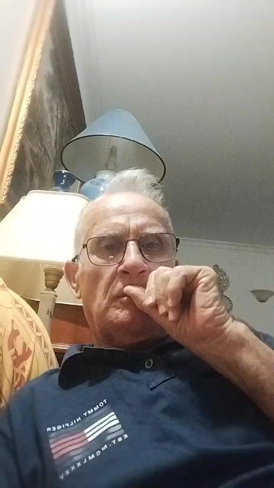 alteres live cam on Cam4