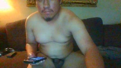 alvarop24 live cam on Cam4