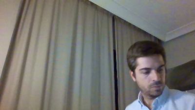 alvarowinzzzer2 live cam on Cam4